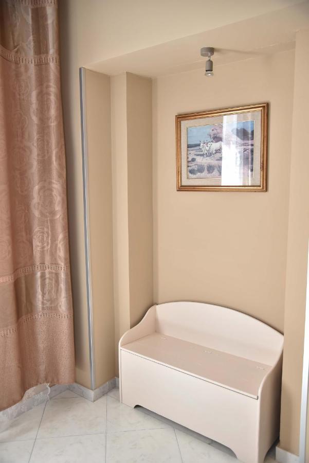 Dafne E Apollo Apartment Помпей Екстериор снимка