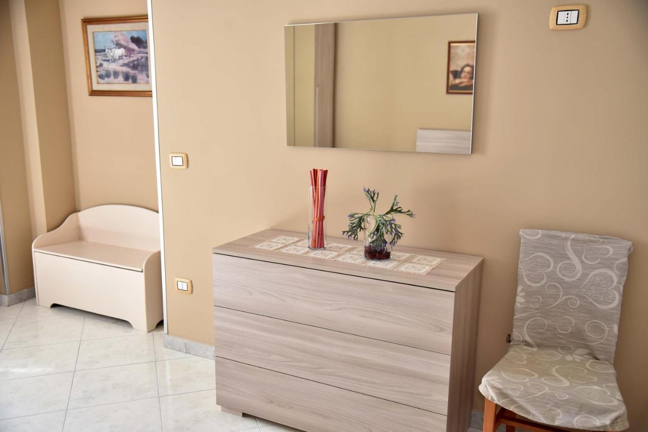 Dafne E Apollo Apartment Помпей Екстериор снимка